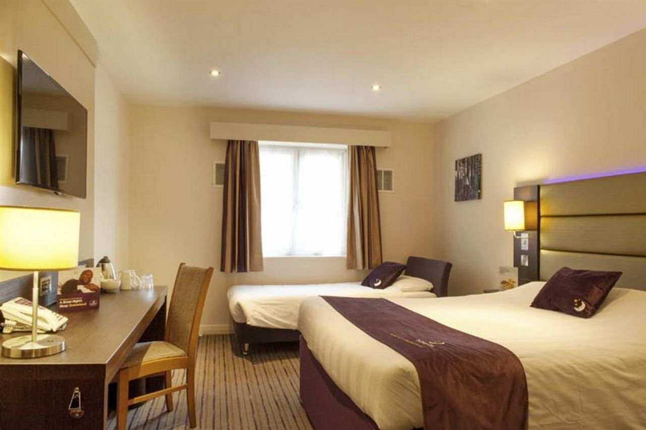 Premier Inn London Heathrow M4/J4 히드로 외부 사진